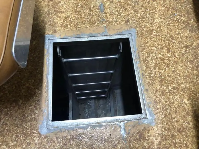 Nava container de vânzare