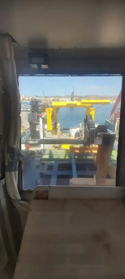 Navă de cercetare de vânzare