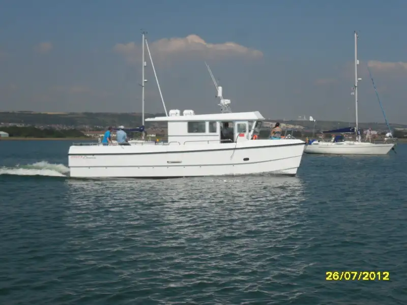 Catamaran de vânzare