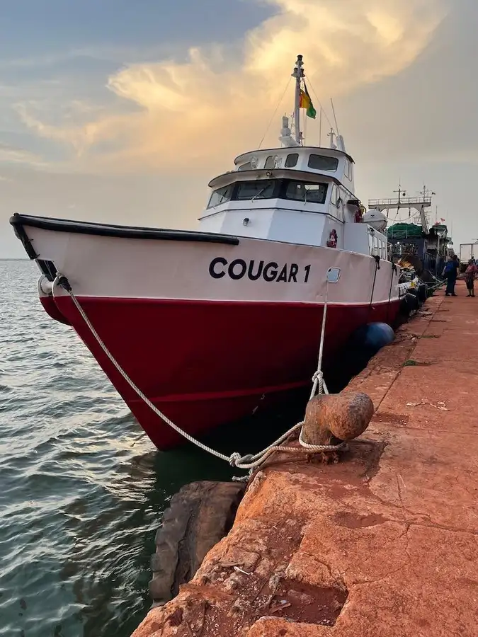 Nava container de vânzare