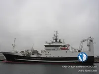 Nava de pescuit tip trauler de vânzare