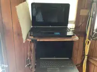 Nava de pescuit tip trauler de vânzare