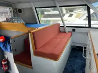 Navă de cercetare de vânzare