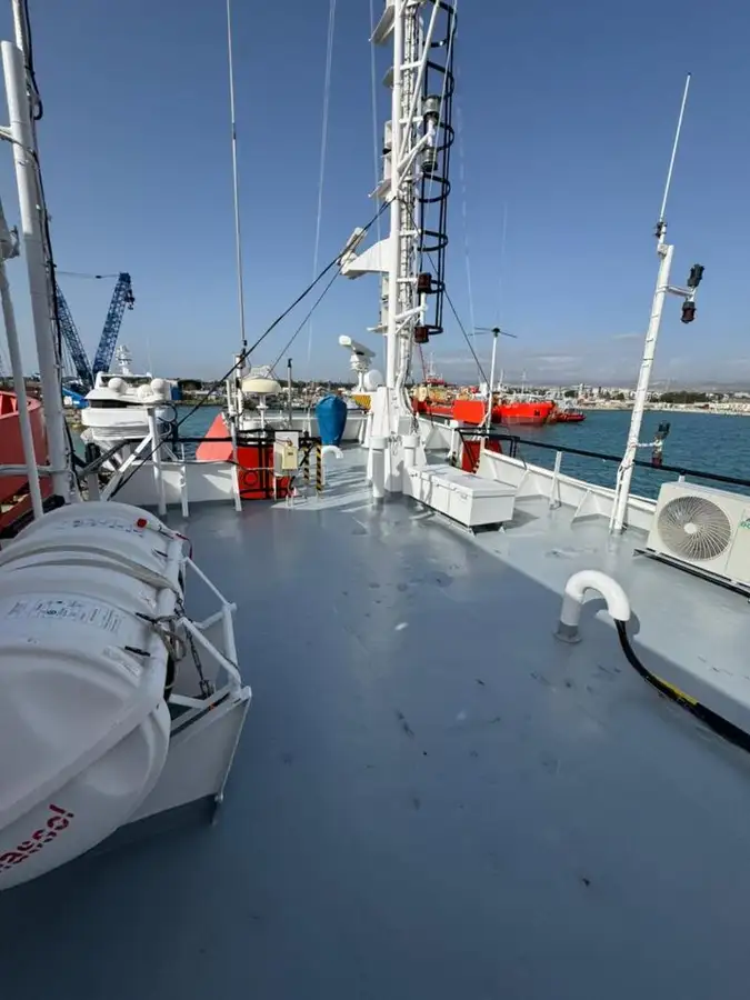 Nava container de vânzare