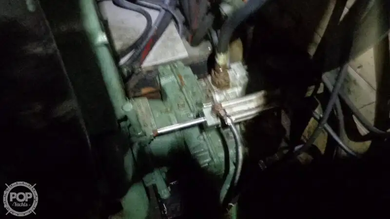 Nava de pescuit tip trauler de vânzare