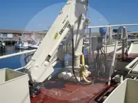 Nava de pescuit tip trauler de vânzare