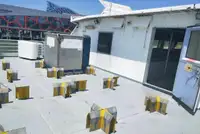 Nava de pasageri de vânzare