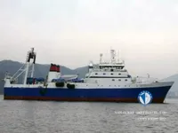 Nava de pescuit tip trauler de vânzare
