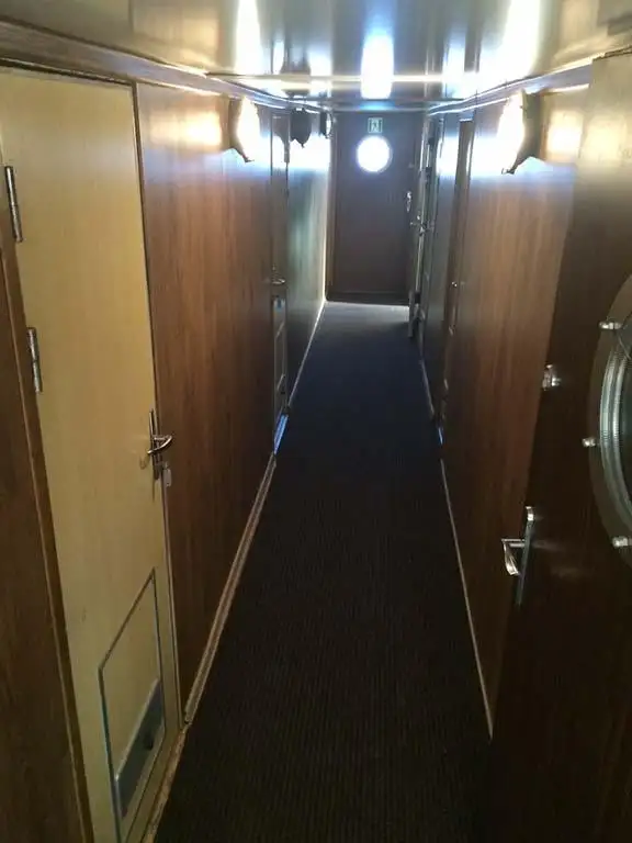 Nava container de vânzare