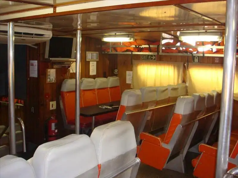 Navă de transport echipaj de vânzare
