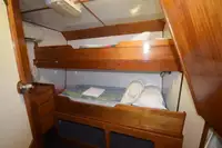 Șalupă de vânzare