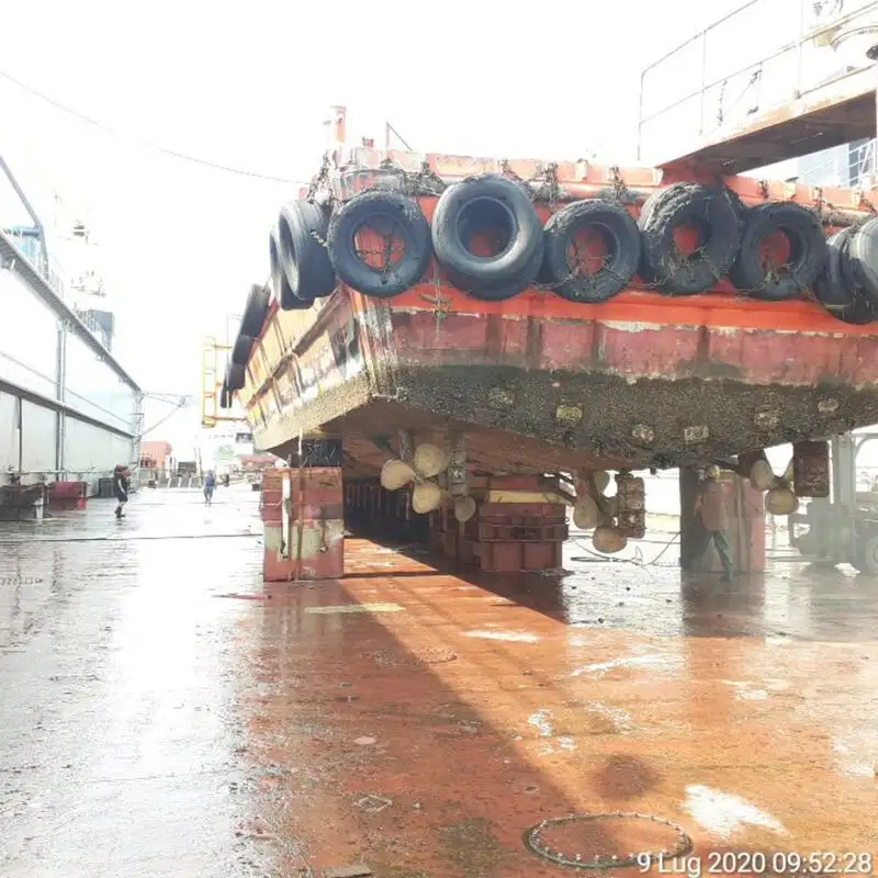 Navă de transport echipaj de vânzare