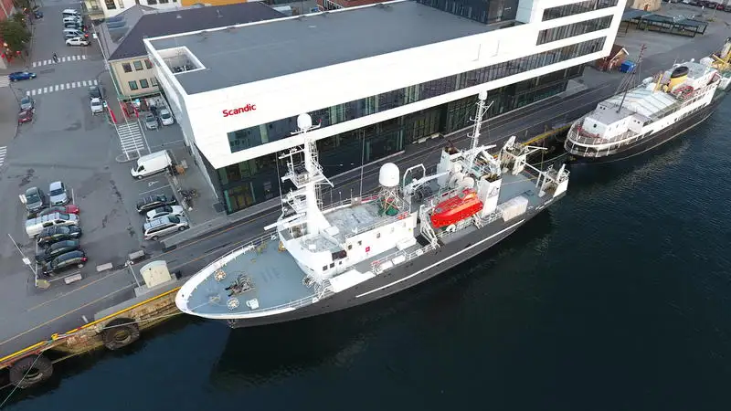 Nava container de vânzare