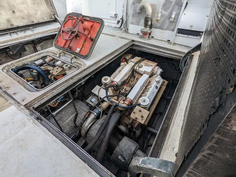 Ambarcațiuni de lucru de vânzare