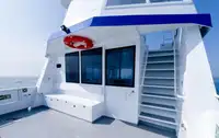 Catamaran de vânzare