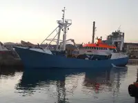 Nava de containere de vânzare