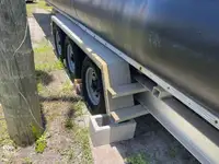 Ponton de vânzare