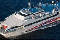 Catamaran de vânzare