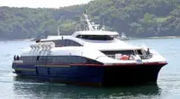 Catamaran de vânzare