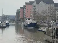 Trawler de vânzare