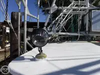 Nava de pescuit tip trauler de vânzare