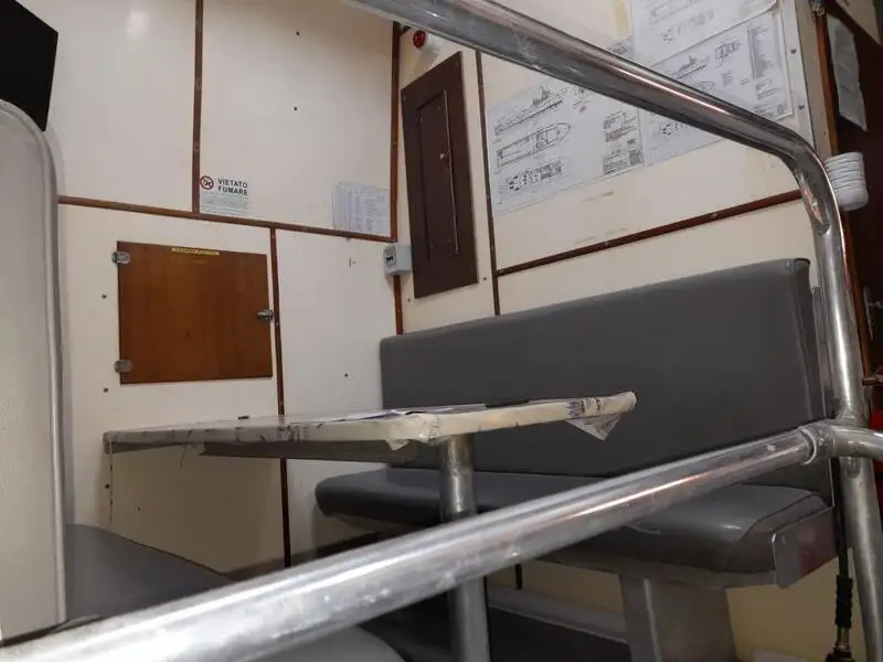 Navă de transport echipaj de vânzare