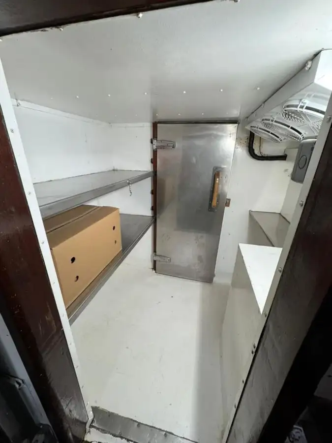 Nava container de vânzare