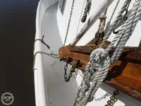Nava de pescuit tip trauler de vânzare