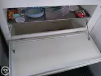 Șalupă de vânzare