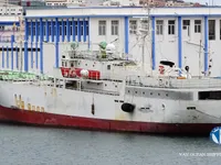Nava de pescuit cu linii lungi de vânzare