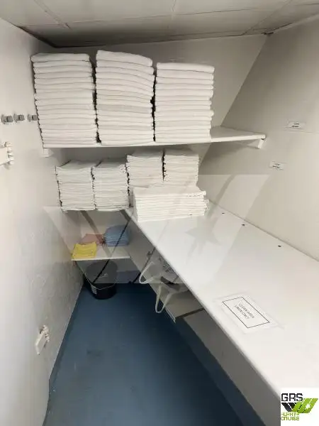 Navă de croazieră de vânzare