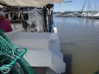 Nava de pescuit tip trauler de vânzare
