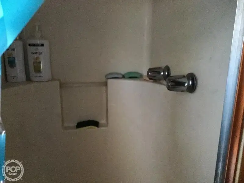 Nava de pescuit tip trauler de vânzare