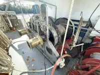 Nava de pescuit tip trauler de vânzare