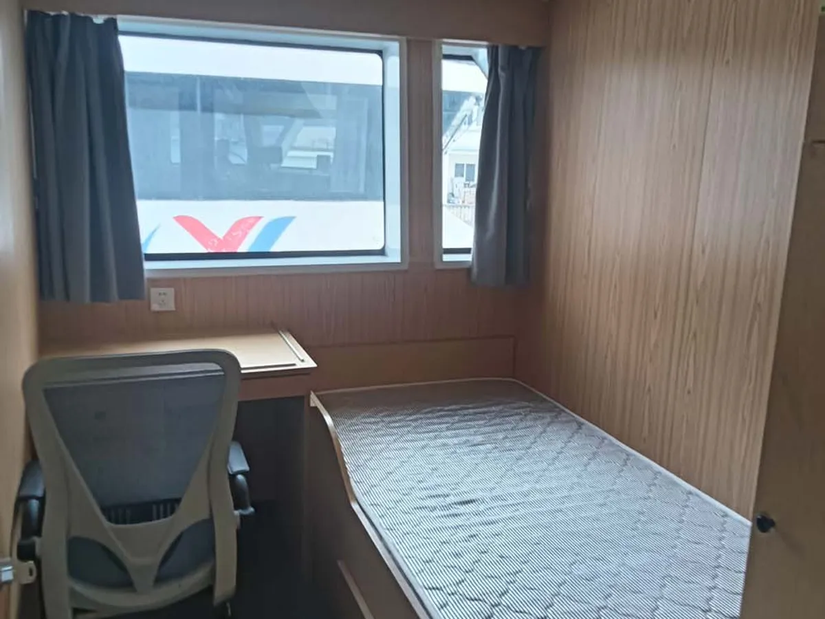 Catamaran de vânzare