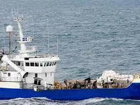 Nava de pescuit tip trauler de vânzare