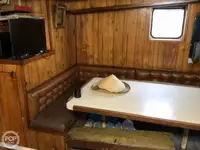 Nava de pescuit tip trauler de vânzare