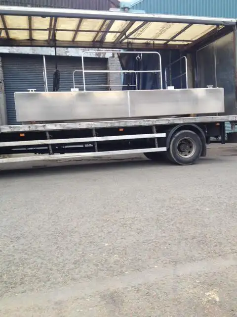 Nava container de vânzare