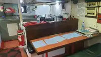 Nava de pescuit cu linii lungi de vânzare