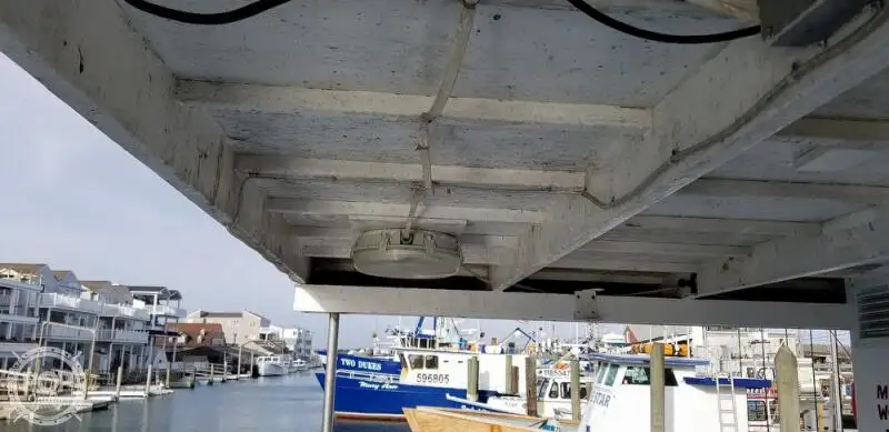 Catamaran de vânzare