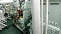 Nava de pescuit cu linii lungi de vânzare