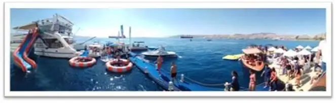 Catamaran de vânzare
