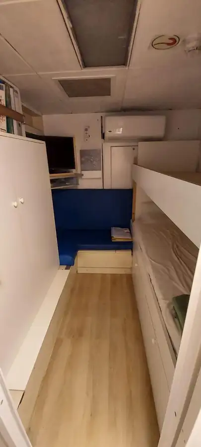 Navă de transport echipaj de vânzare
