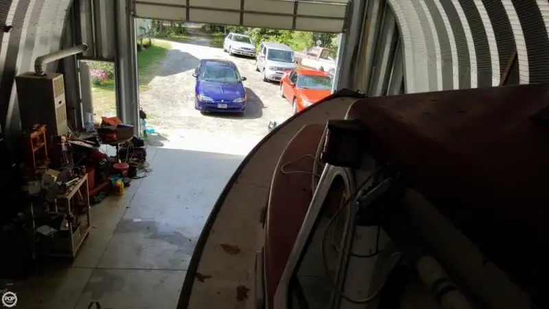 Nava de pescuit tip trauler de vânzare