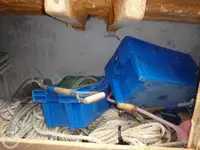 Nava de pescuit tip trauler de vânzare