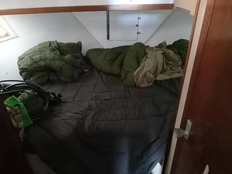 Navă de transport echipaj de vânzare
