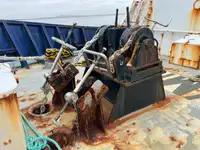 Nava de pescuit tip trauler de vânzare