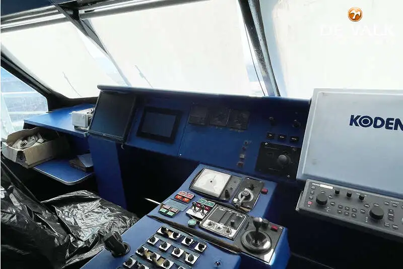 Catamaran de vânzare