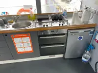 Nava container de vânzare
