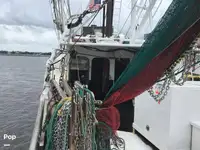 Nava de pescuit tip trauler de vânzare
